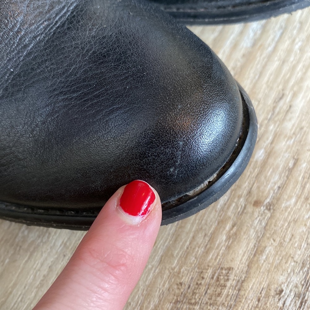 Arturo Chiang Benni Black Leather Boots - Picture 5 of 13